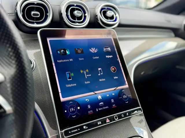 Mercedes-Benz C-Class view 17
