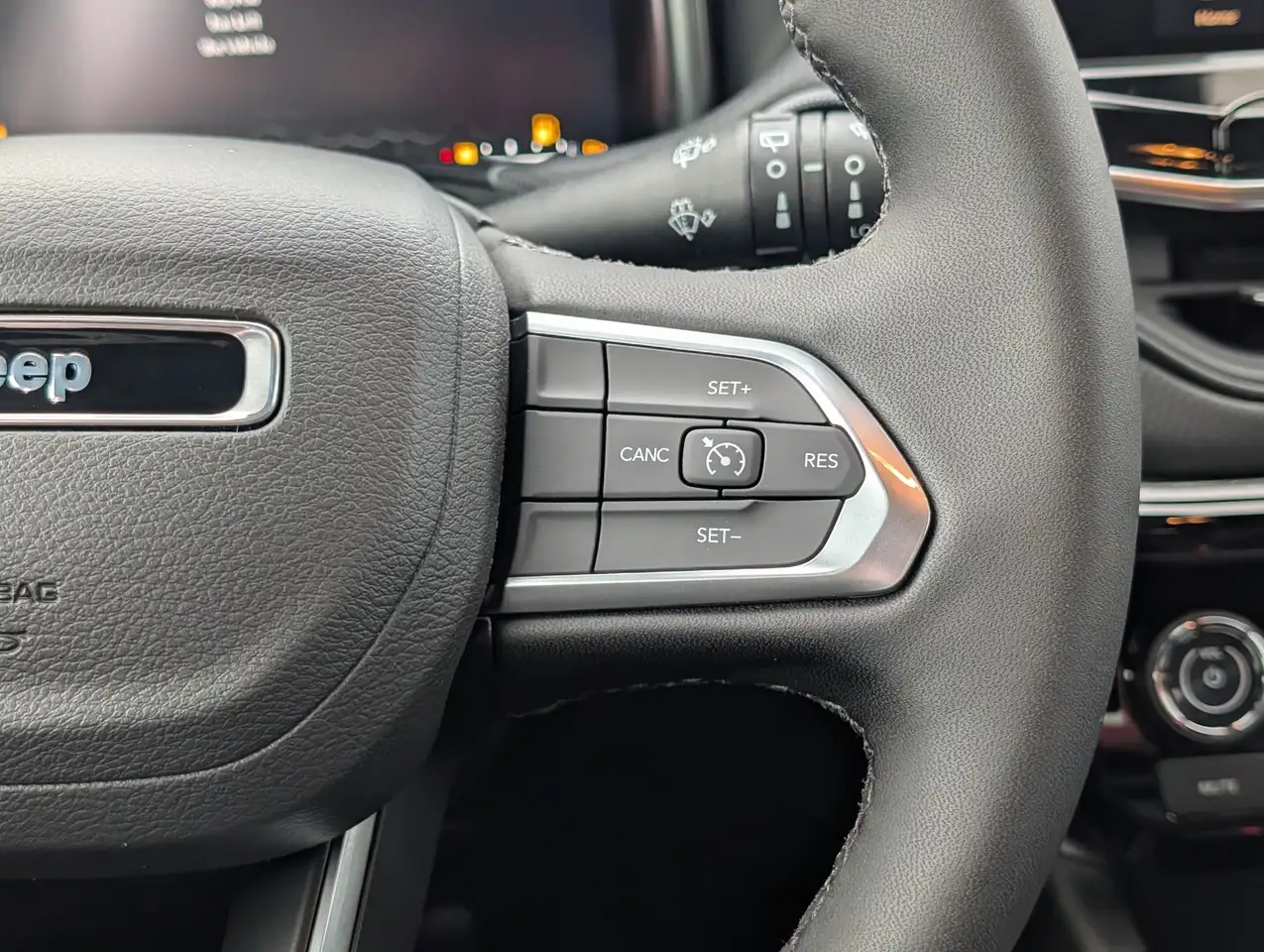 Jeep Compass снимка Jeep Compass