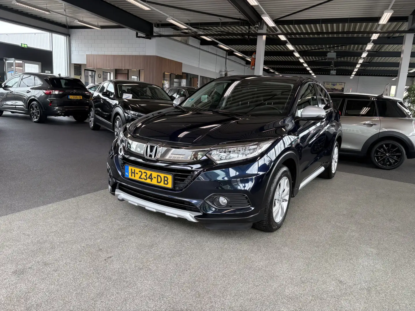 Honda HR-V 1.5 i-VTEC Automaat Elegance CAMERA/NAVI/CRUISE/PD Blauw - 2
