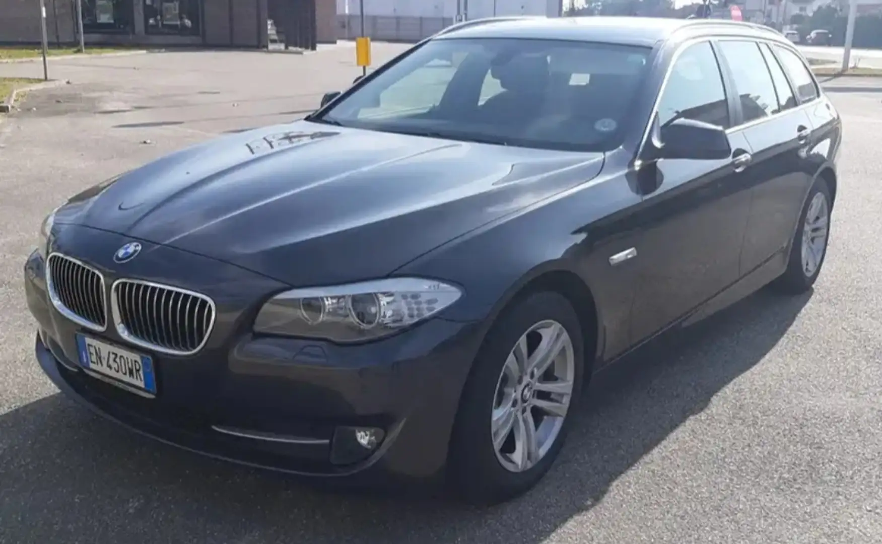 BMW 520 520d Touring Futura - 1