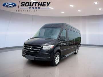 Cargo Van 3500 RWD