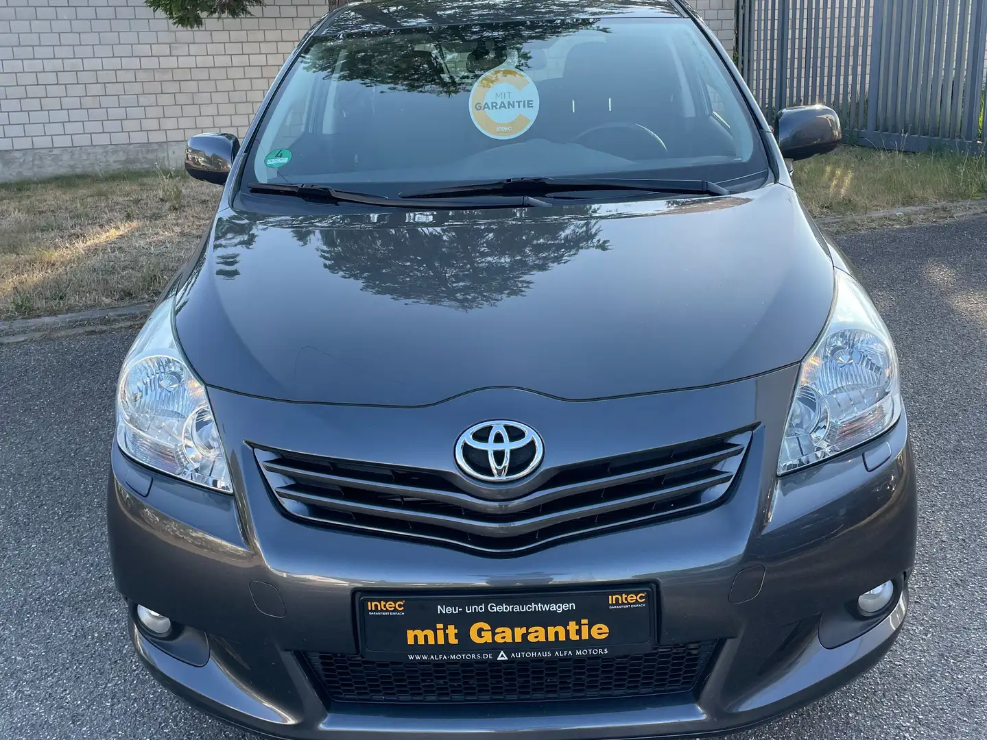 Toyota Verso Executive // 7-Sitzer // Scheckheft // Automatik Szary - 2