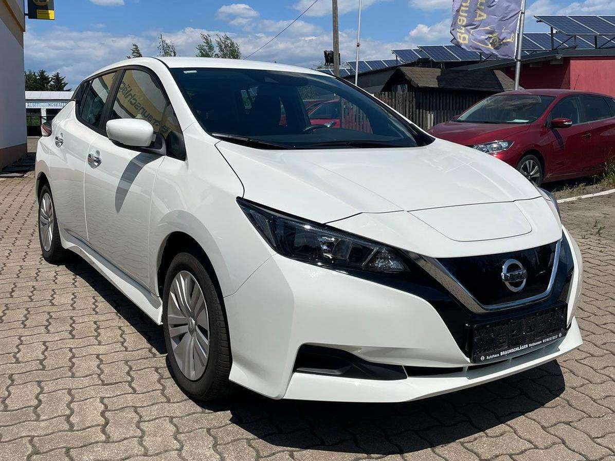 Second hand Nissan Leaf 