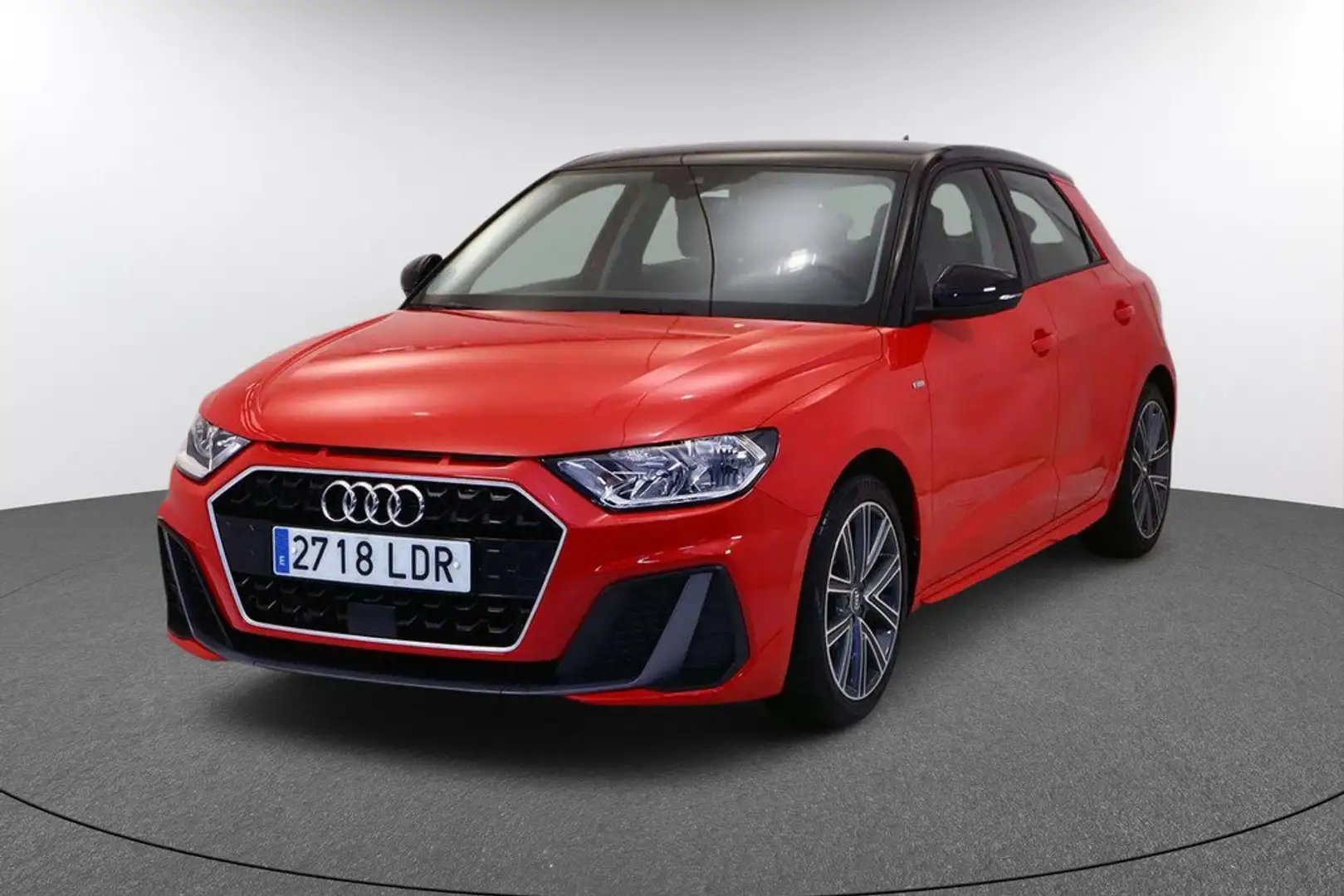 Audi A1 Sportback 30 TFSI S line Rouge - 1