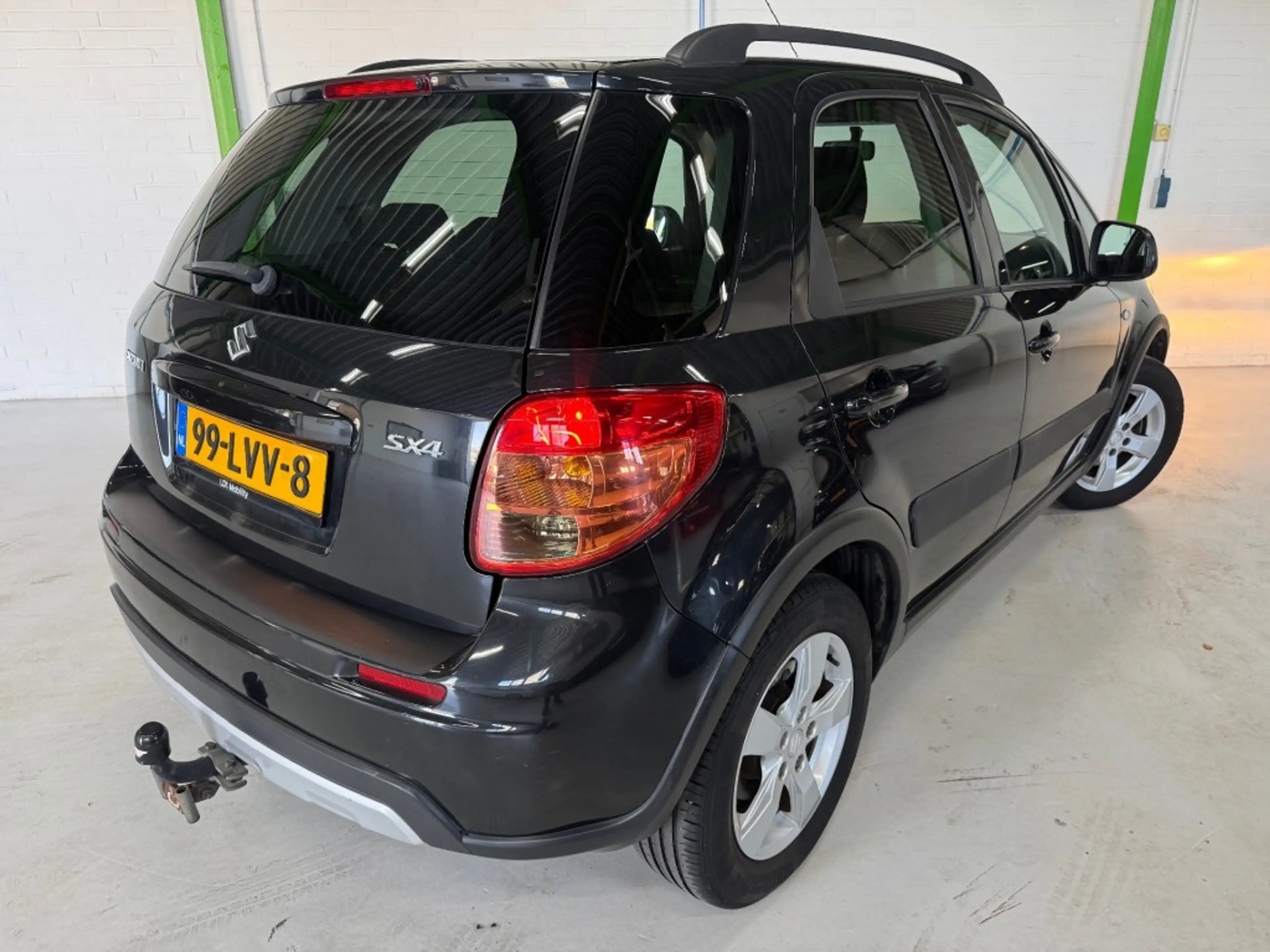 Suzuki SX4 1.6 EXCLUSIVE / Trekhaak / 95352 km / Stoelverwarm — photo 8