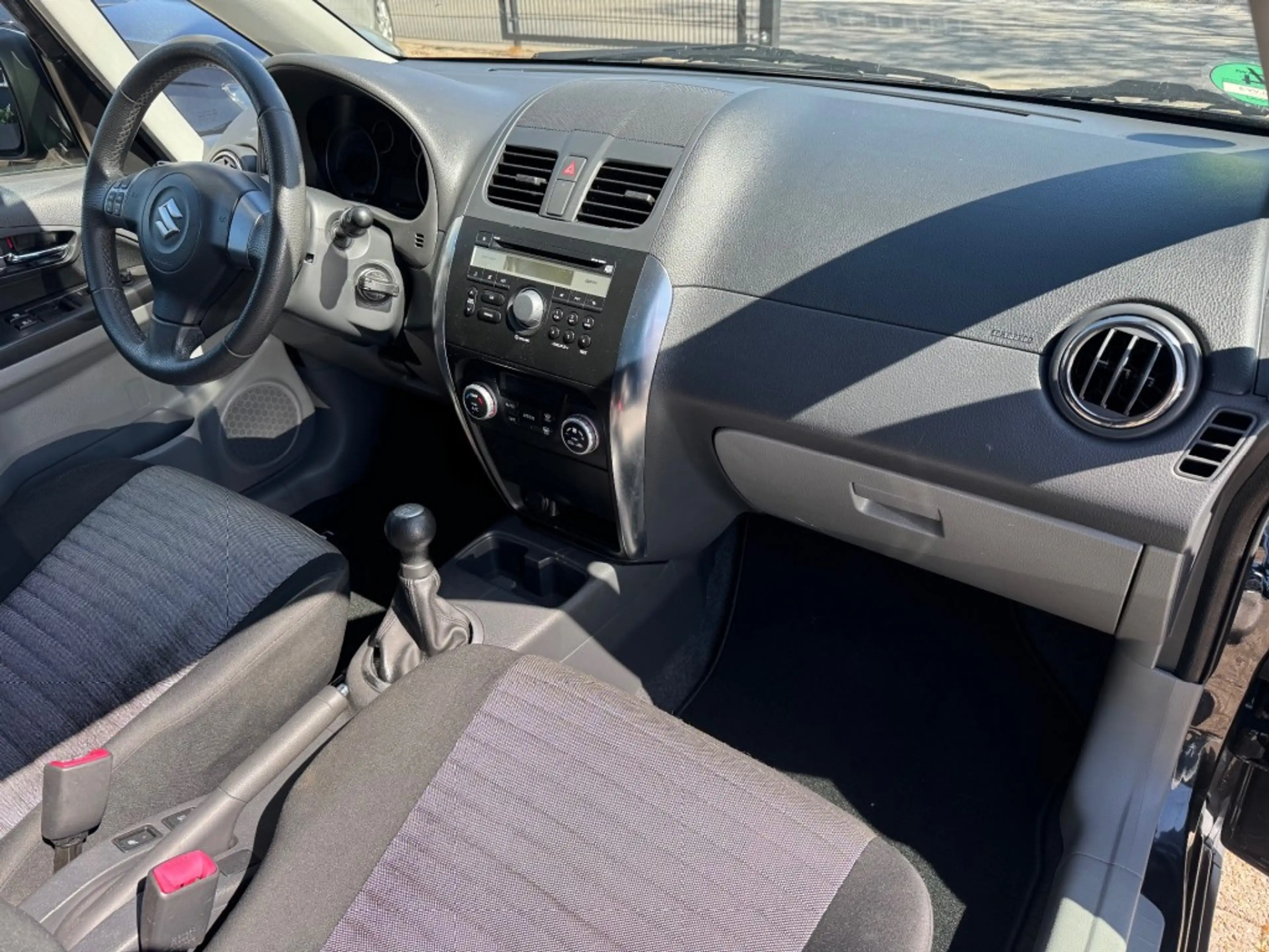 Suzuki SX4 1.6 EXCLUSIVE / Trekhaak / 95352 km / Stoelverwarm — photo 15