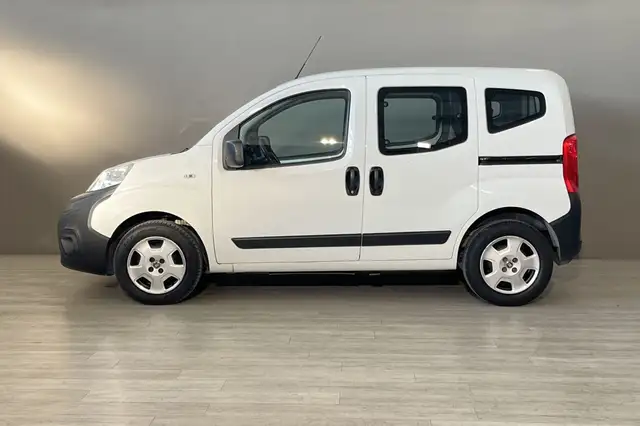 Fiat Qubo view 8