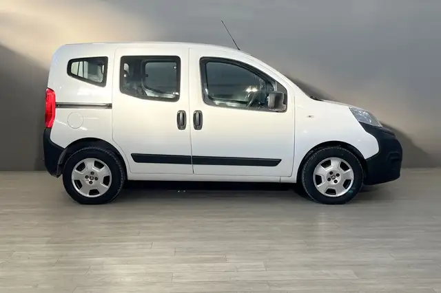 Fiat Qubo view 4