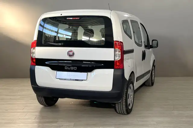 Fiat Qubo view 5