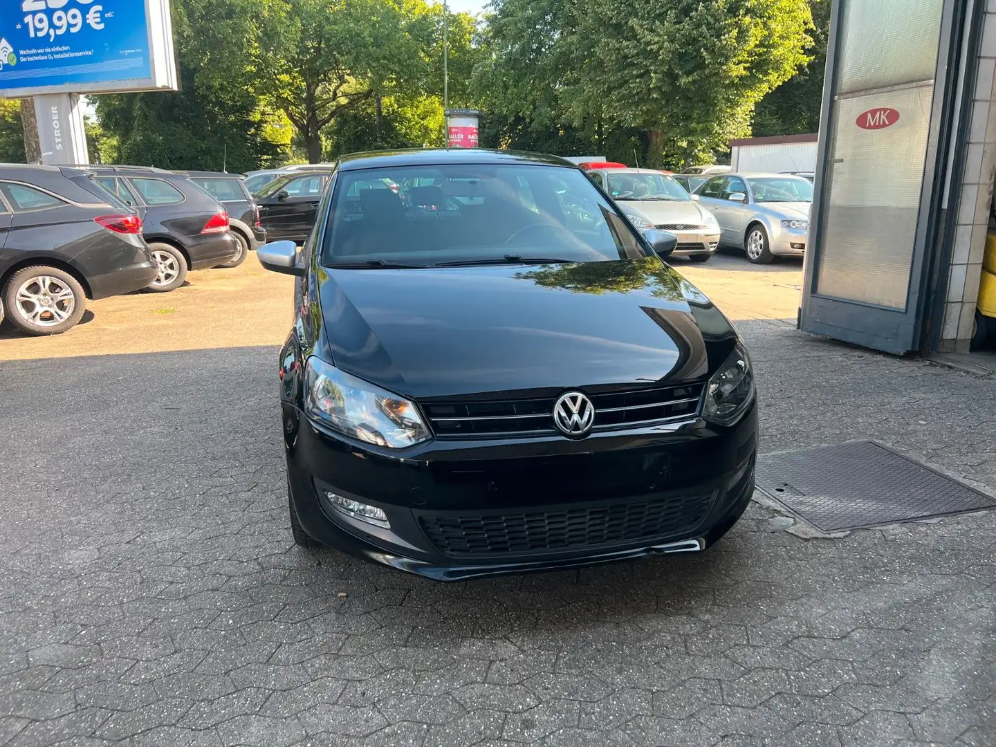 Volkswagen Polo V 1.2 Black Edition Klima-E Fenster-1.Hand Schwarz - 2