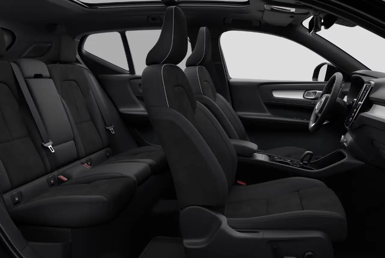 Volvo XC40 2026