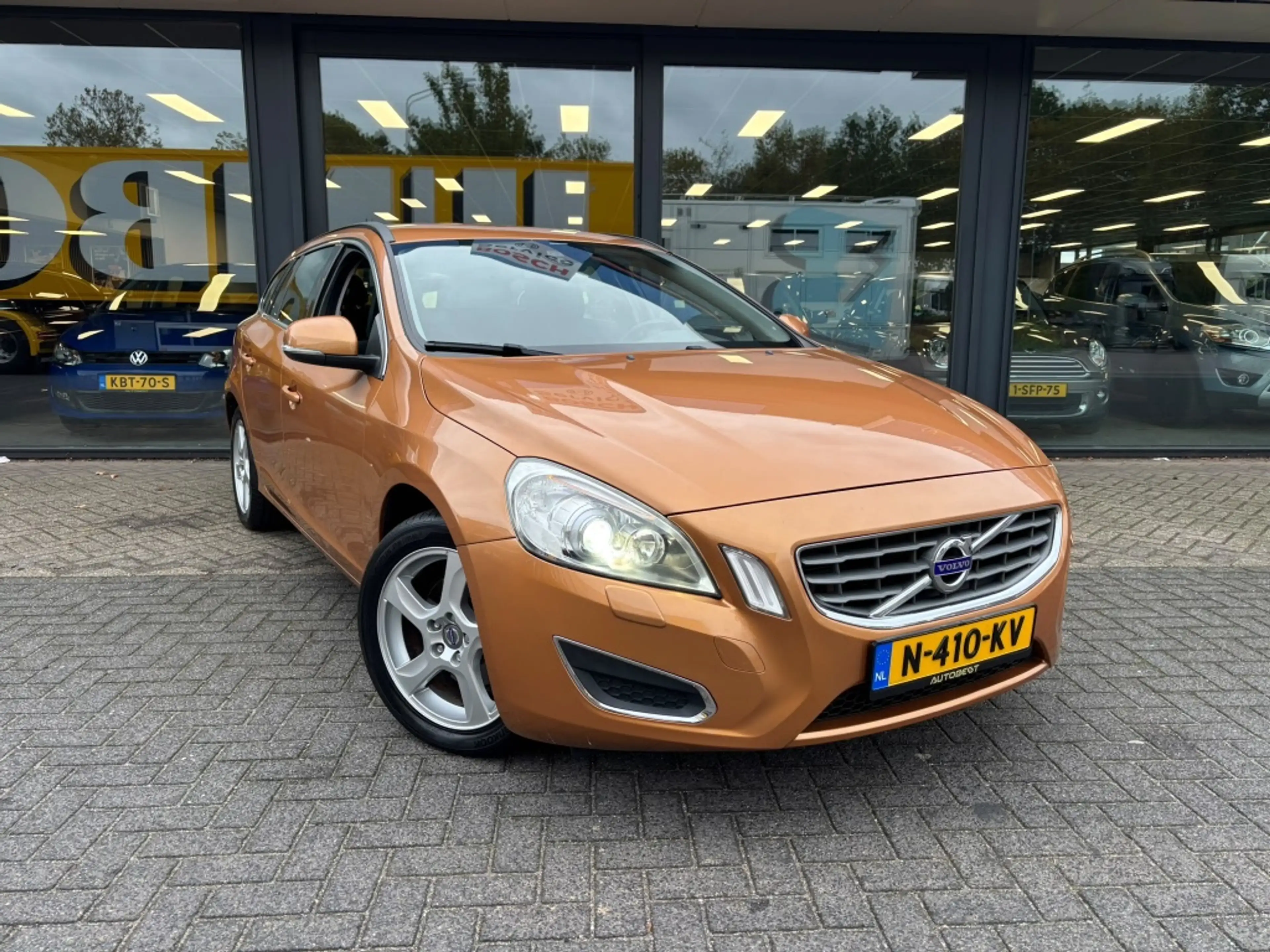 Volvo V60 1.6 T4F Ocean Race T4 / 180PK half Leder / Trekhaa — photo 2