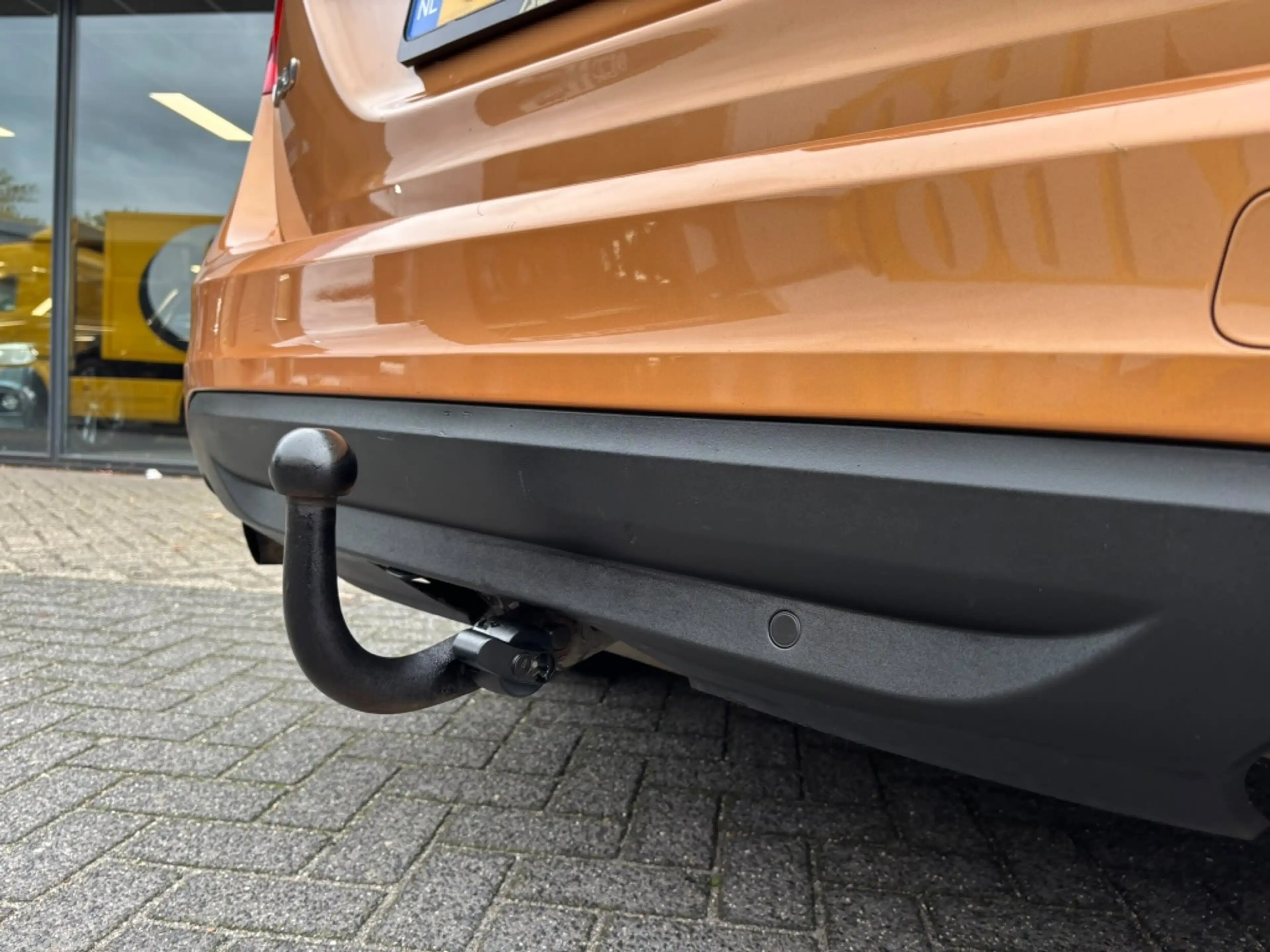 Volvo V60 1.6 T4F Ocean Race T4 / 180PK half Leder / Trekhaa — photo 7