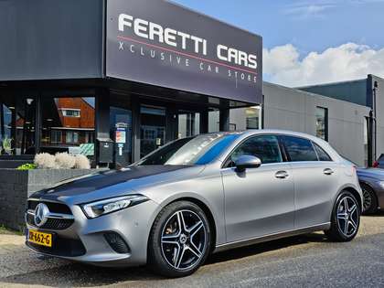 Mercedes-Benz A 180 180D LIMITED AUTOM. SPORTLEDER NAVI CAMERA 17 INCH