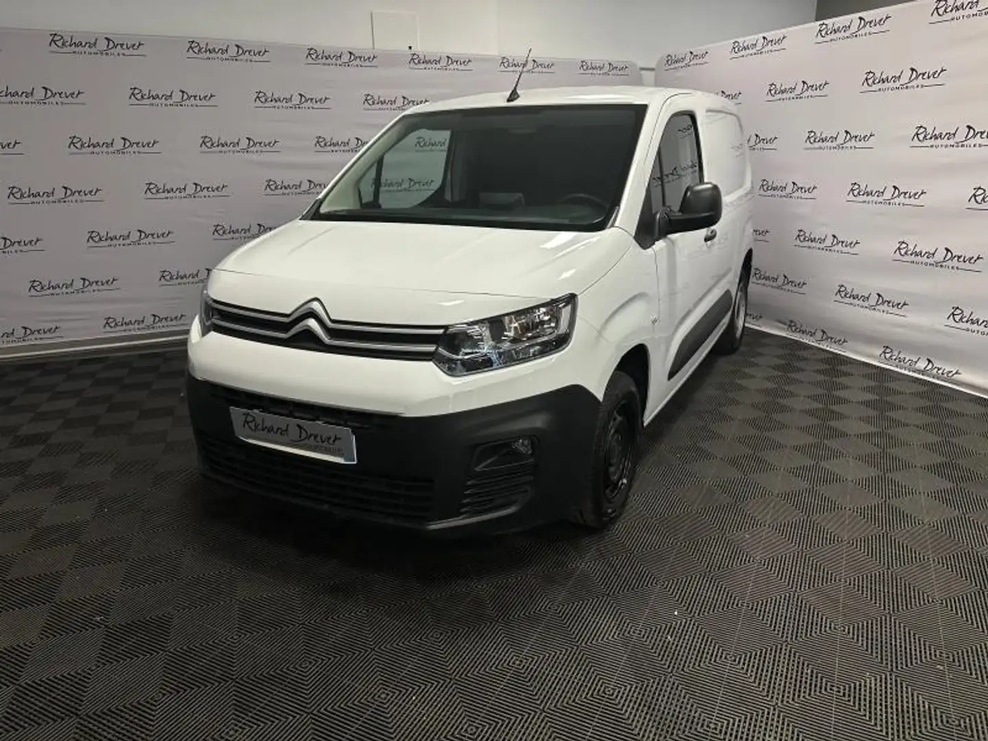Citroen Berlingo M 650kg BlueHDi 100ch S\u0026S Blanc - 1
