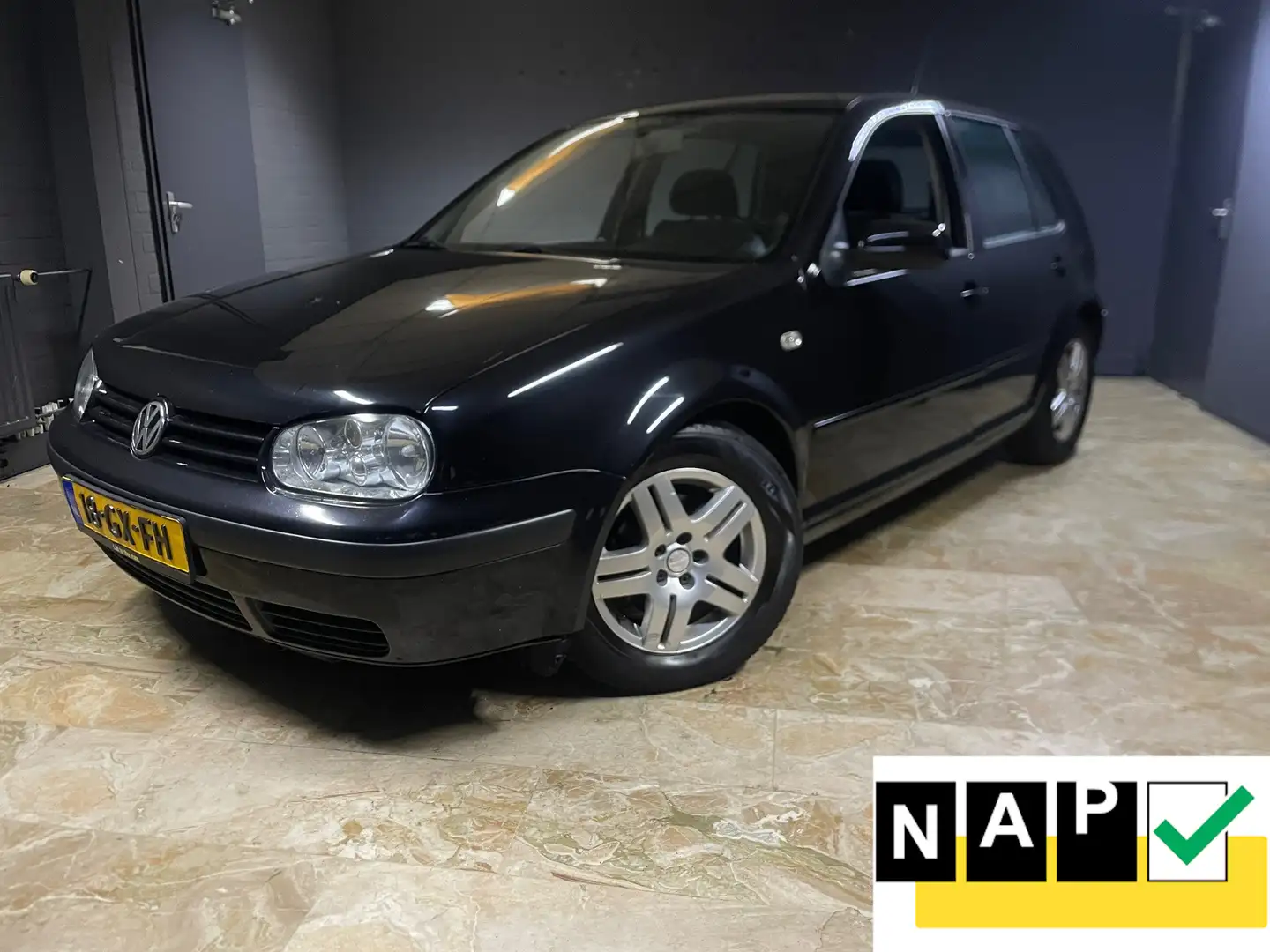 Volkswagen Golf 2.0 Highline Nero - 1