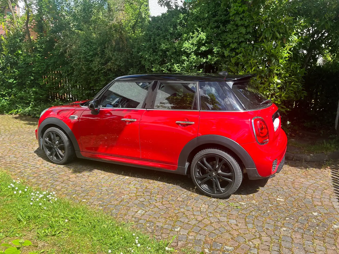 MINI Cooper Seven Chili Rot - 2