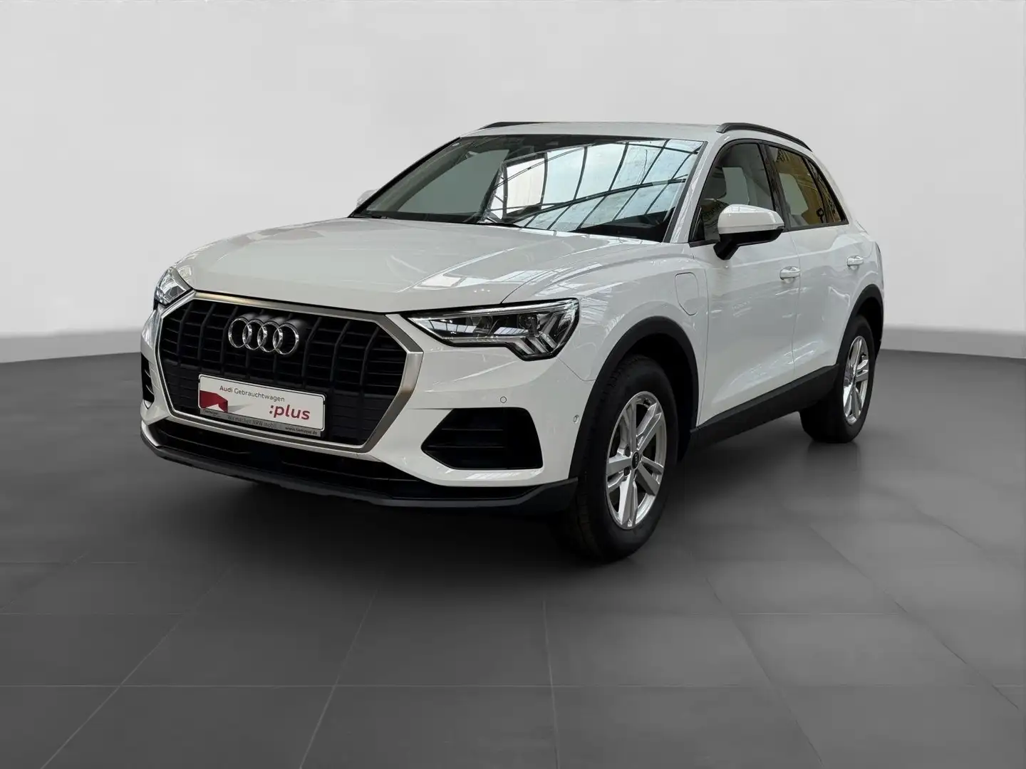 Audi Q3 45 TFSIe LED NAVI+ SITZHZ AHK Weiß - 2