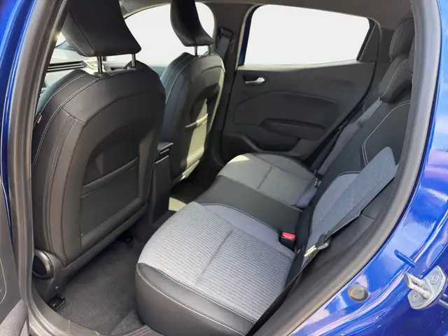 Renault Clio view 10