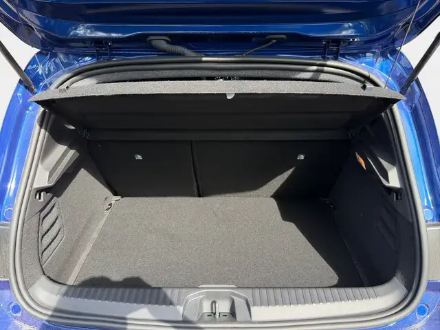 Renault Clio view 11