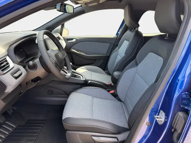 Renault Clio view 8