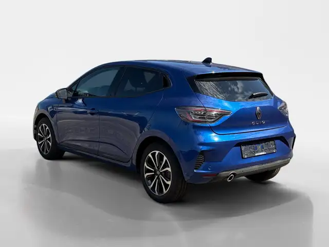 Renault Clio view 4