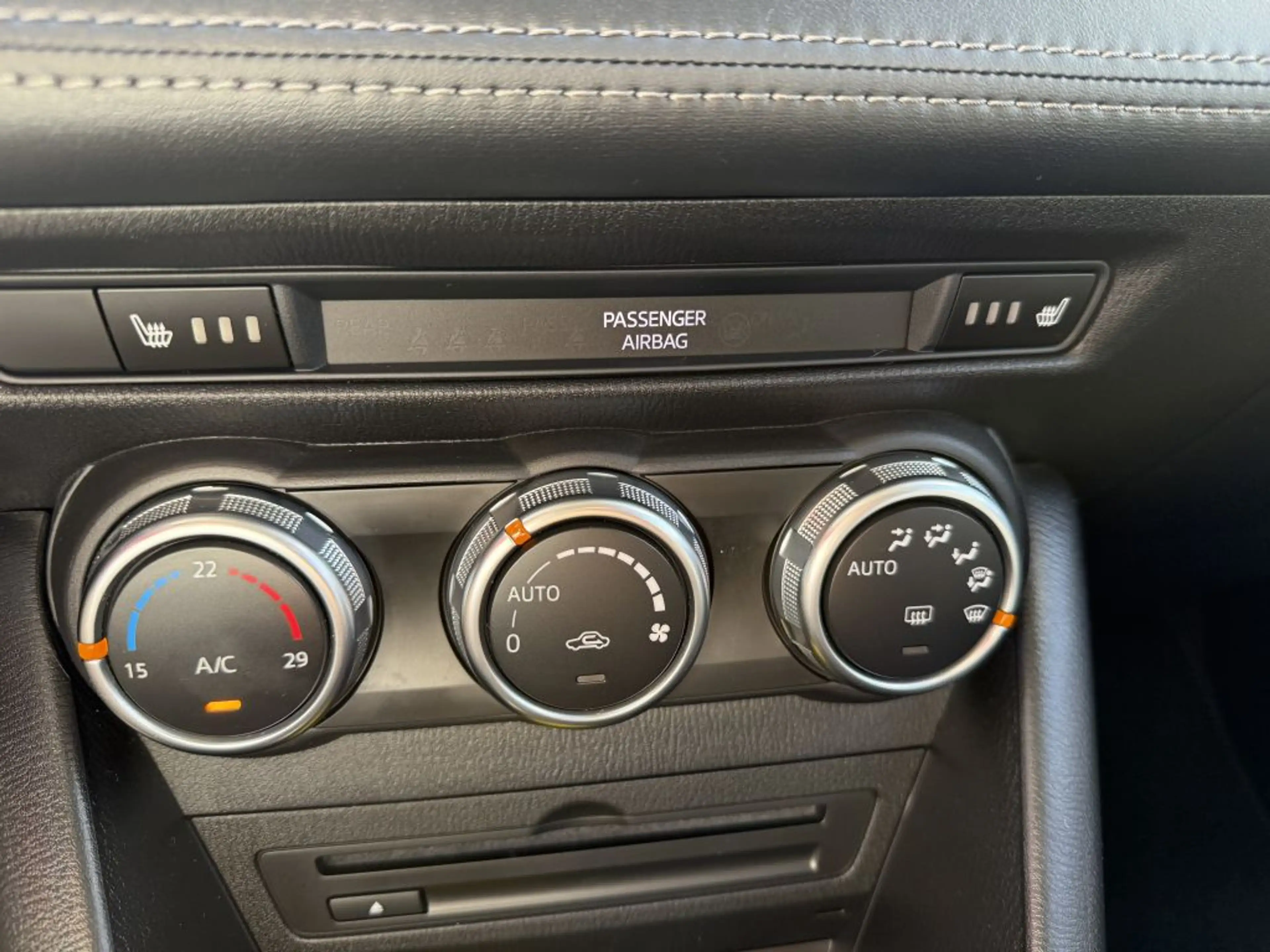 Mazda CX-3 SKYACTIV-G 121 FWD Exclusive-Line — photo 13