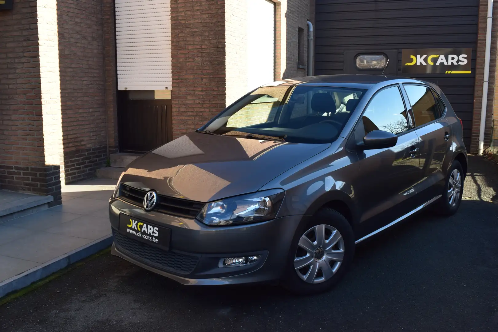 Volkswagen Polo 1.2i Trendline - 4/5 DEURS / AIRCO / ZEER PROPER Gris - 1