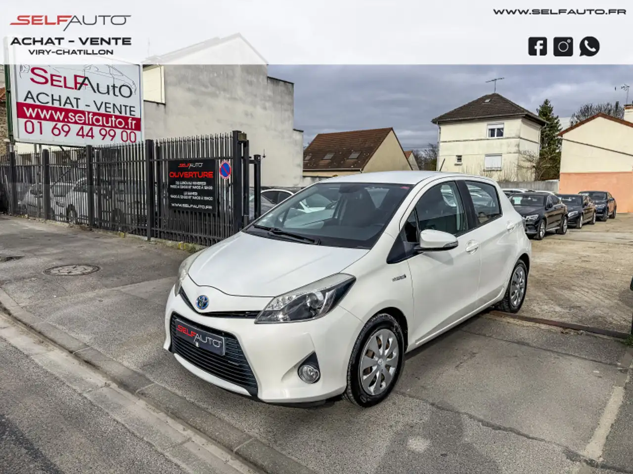 Toyota Yaris HSD 100H DYNAMIC 5P