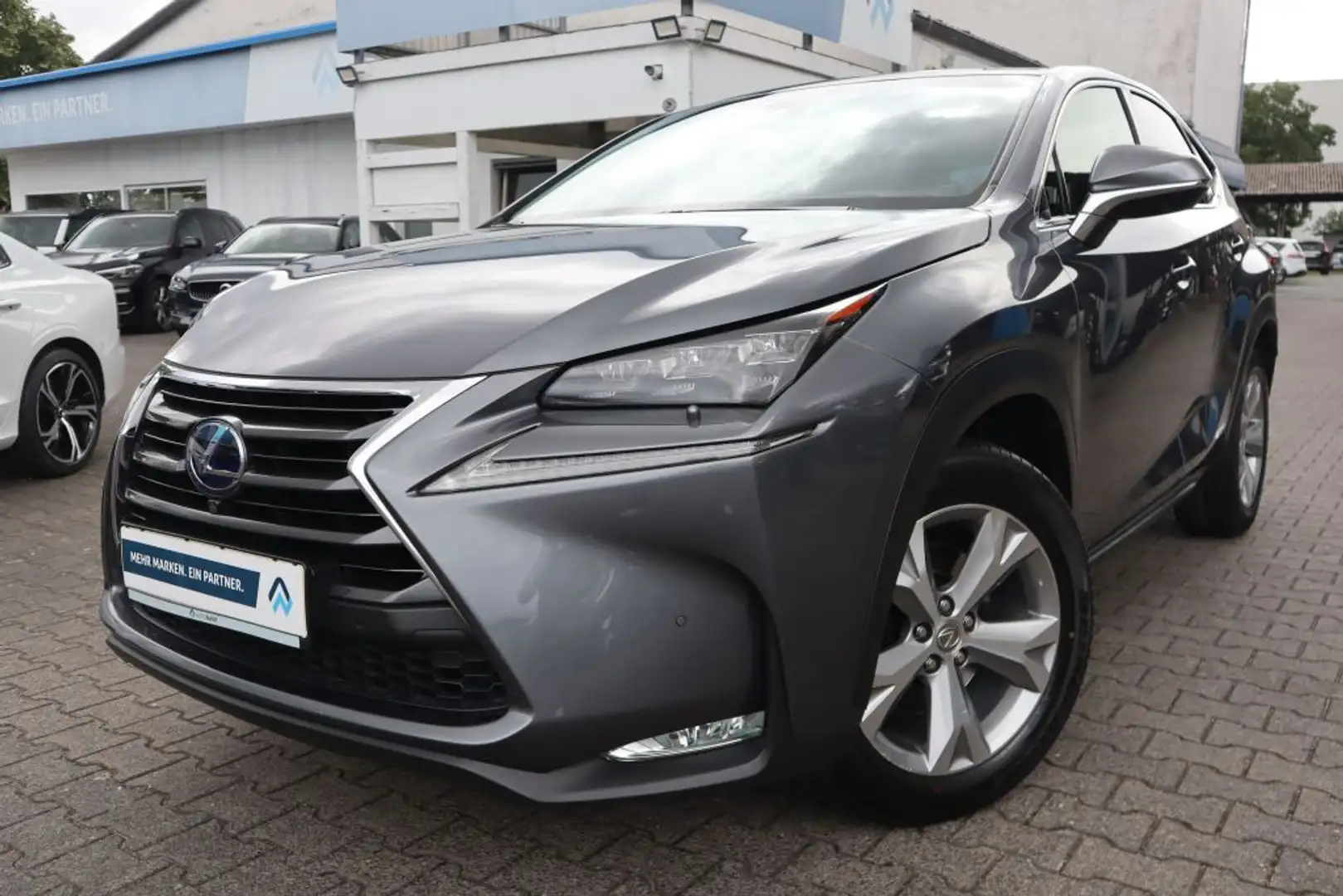 Lexus NX 300 NX 300h E-FOUR Luxury Line|NAVI|360CAM|SHZG| - 1