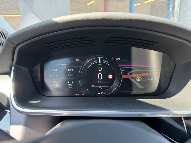 Jaguar I-Pace HSE EV400 90kWh AWD — photo 11