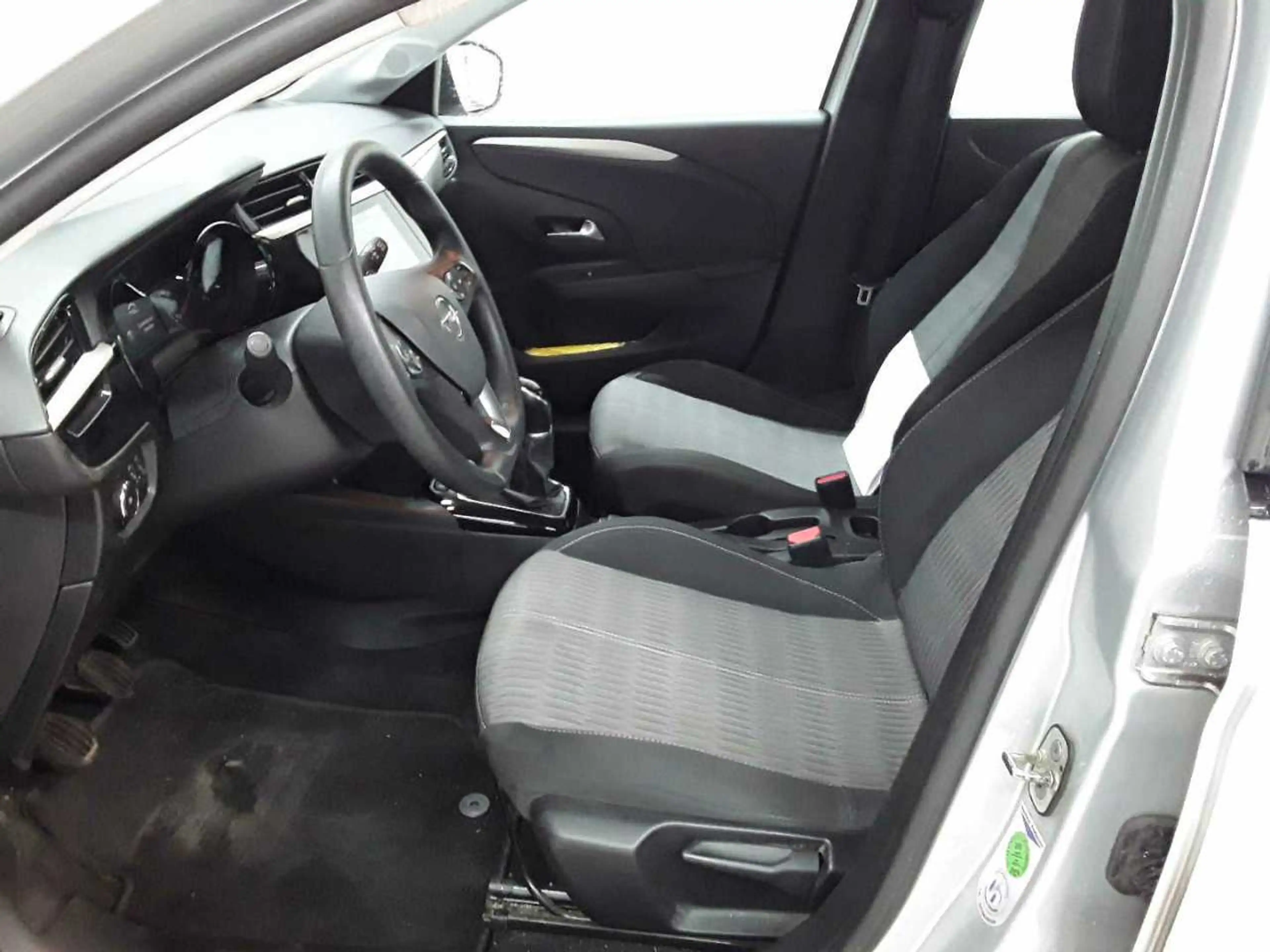 Opel Corsa Corsa 1.2 Edition Navi PDC SHZ — photo 7