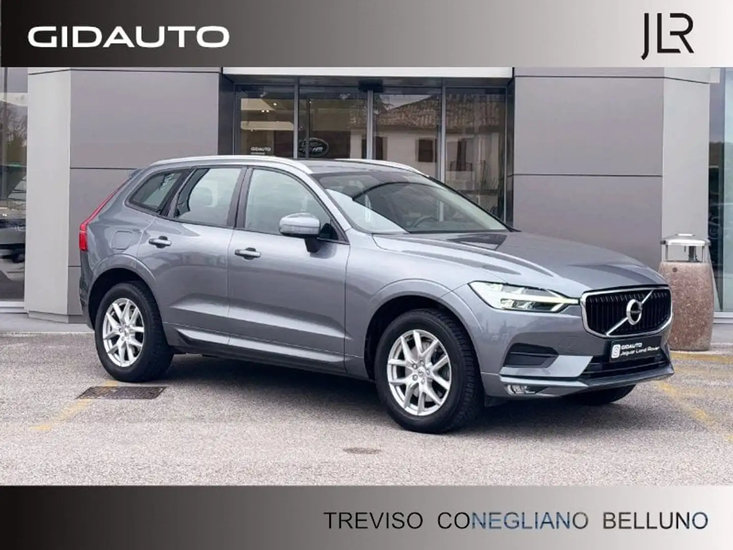 Volvo XC60 XC60 B4 (d) AWD Geartronic Momentum Grigio - 1
