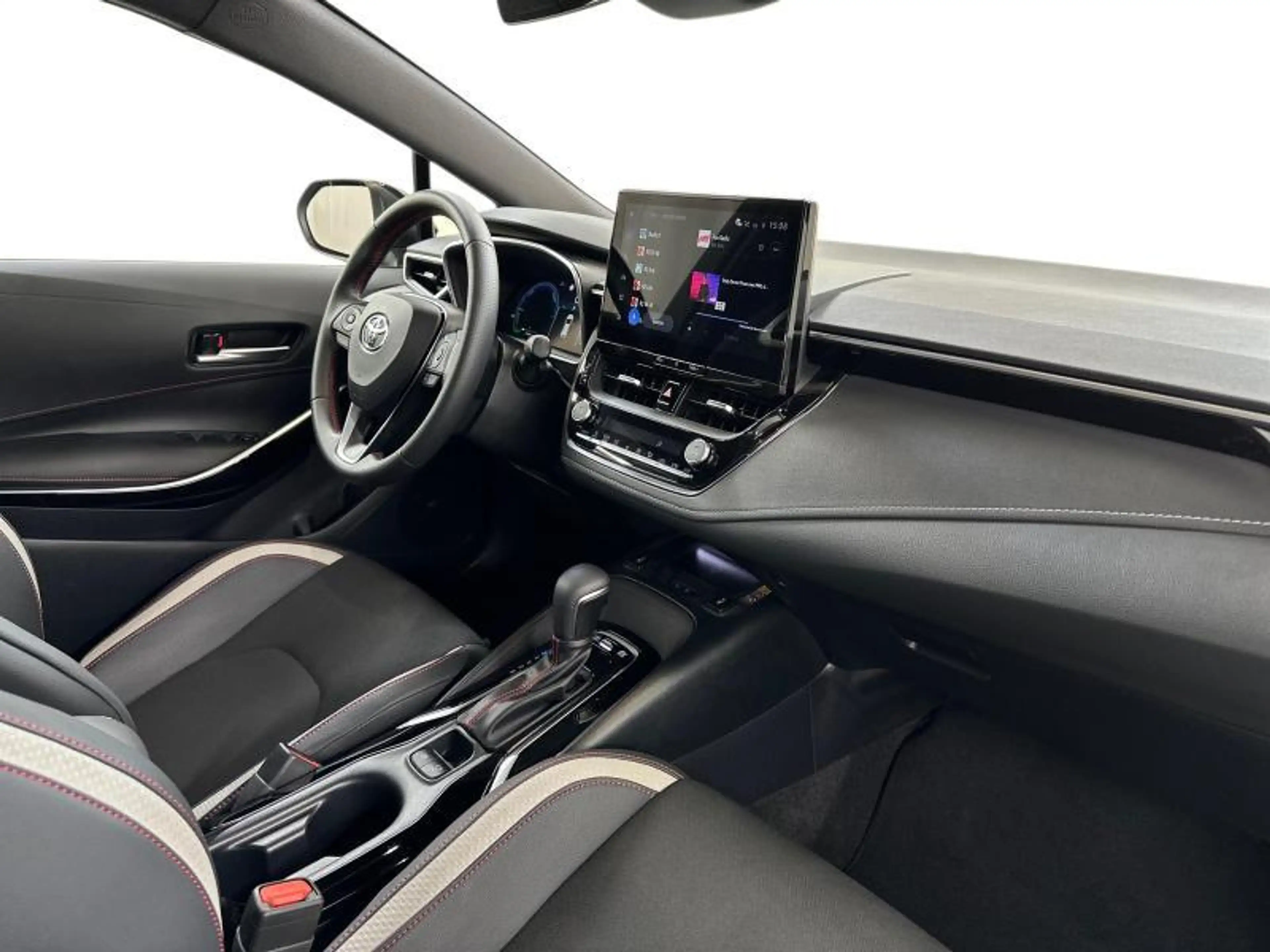 Toyota Corolla TS 140hp HEV GR Sport BiTone — photo 8