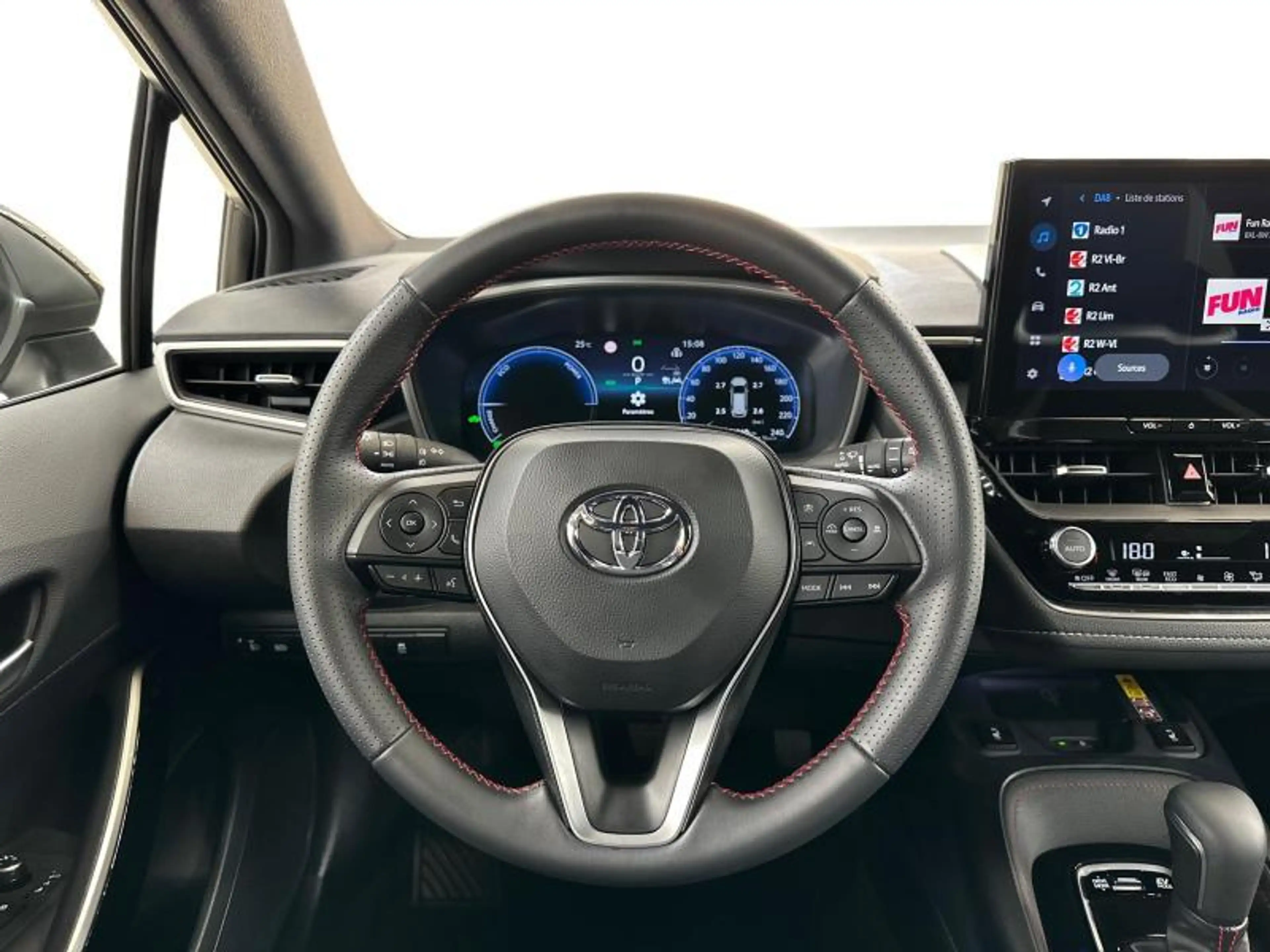 Toyota Corolla TS 140hp HEV GR Sport BiTone — photo 10
