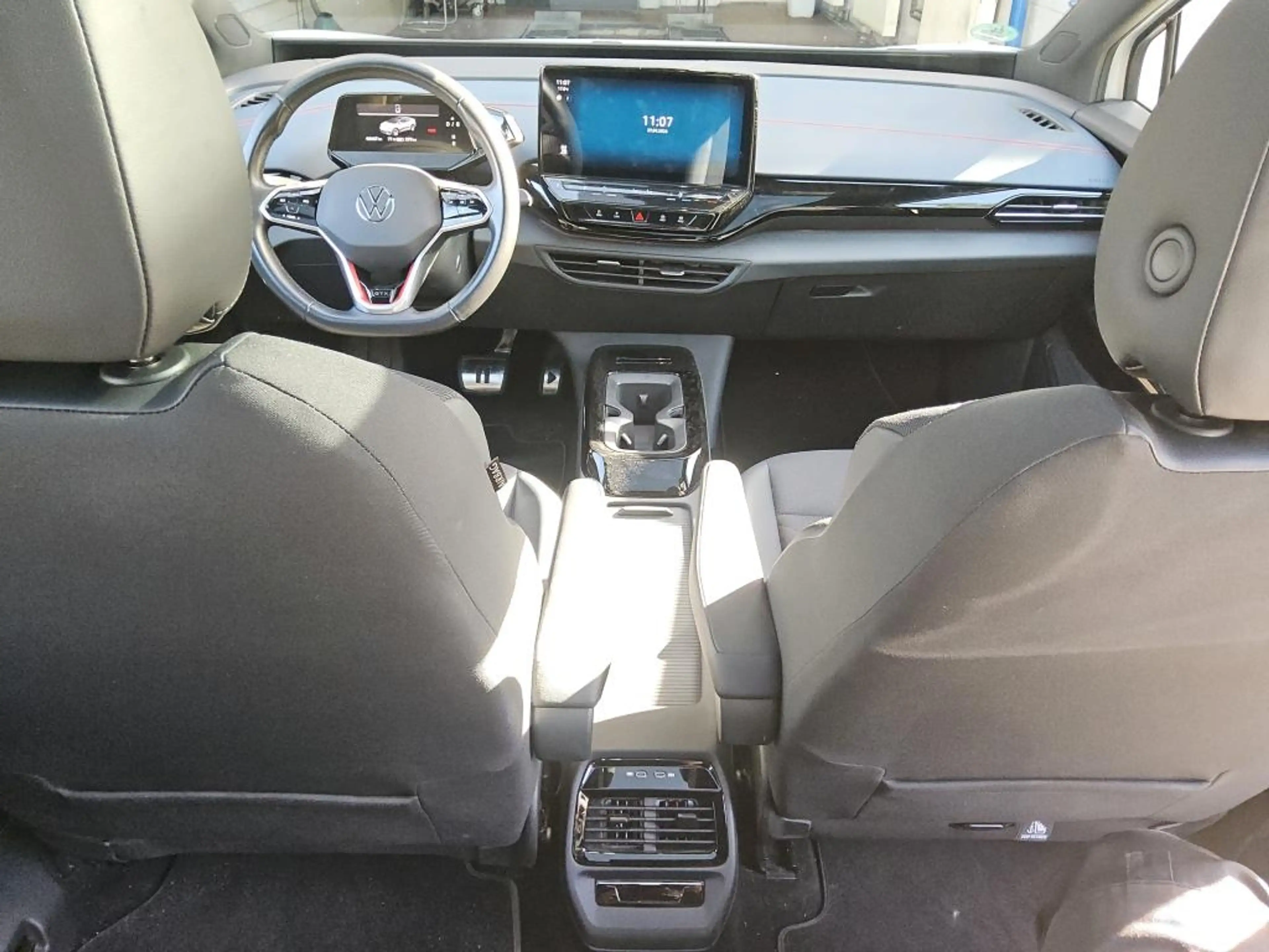 Volkswagen ID.5 GTX 220 kW (299 PS) AHK MATRIX PANO NAVI — photo 9