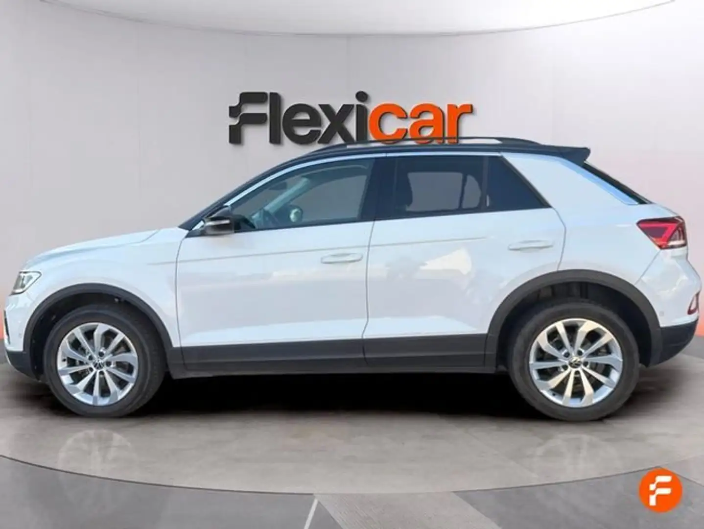 Volkswagen T-Roc 1.5 TSI Advance Blanco - 2