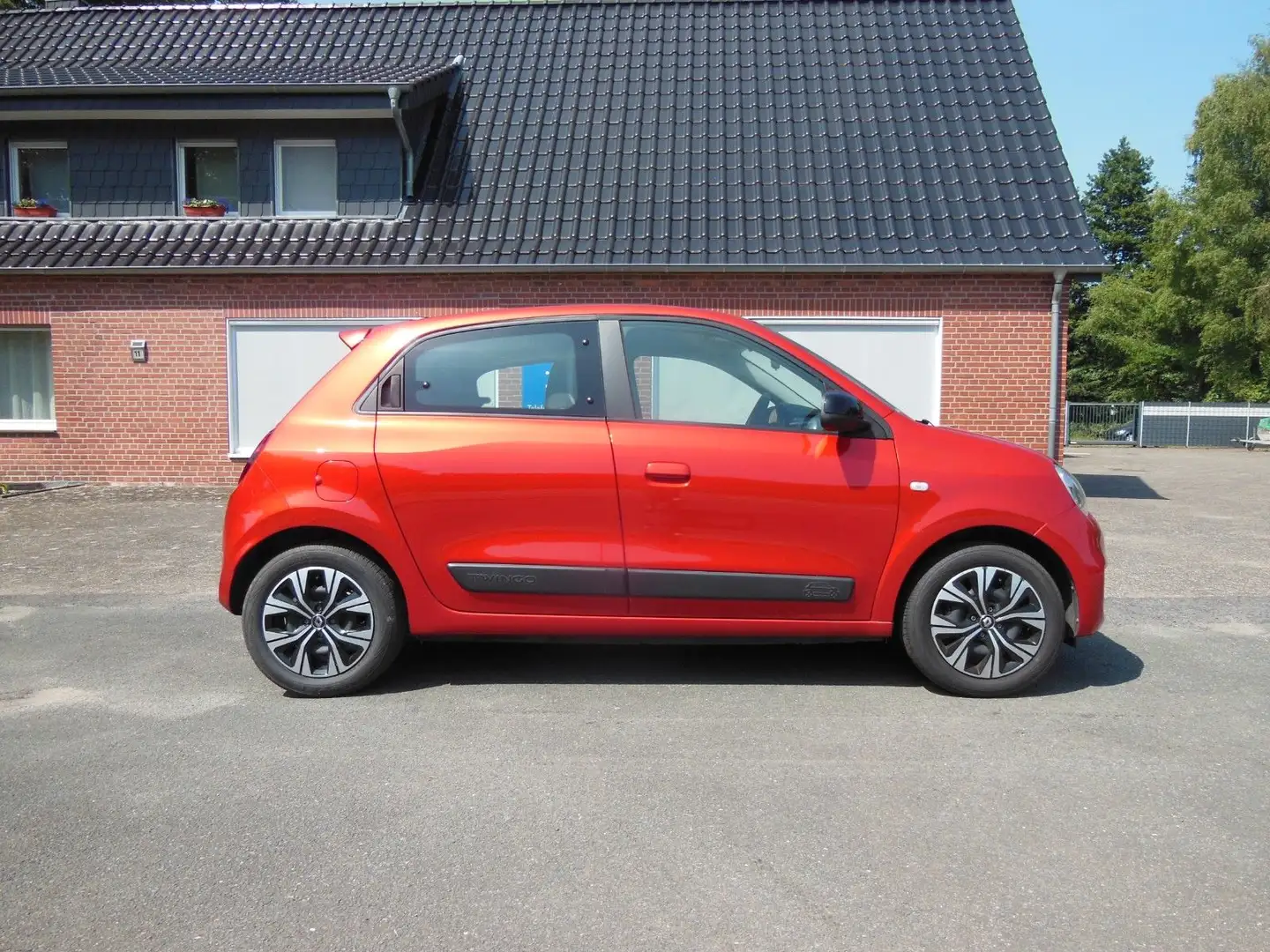 Renault Twingo ZEN SCe65 KLIMA/BT/SITZHZG/EINPARKHILFE Rood - 2