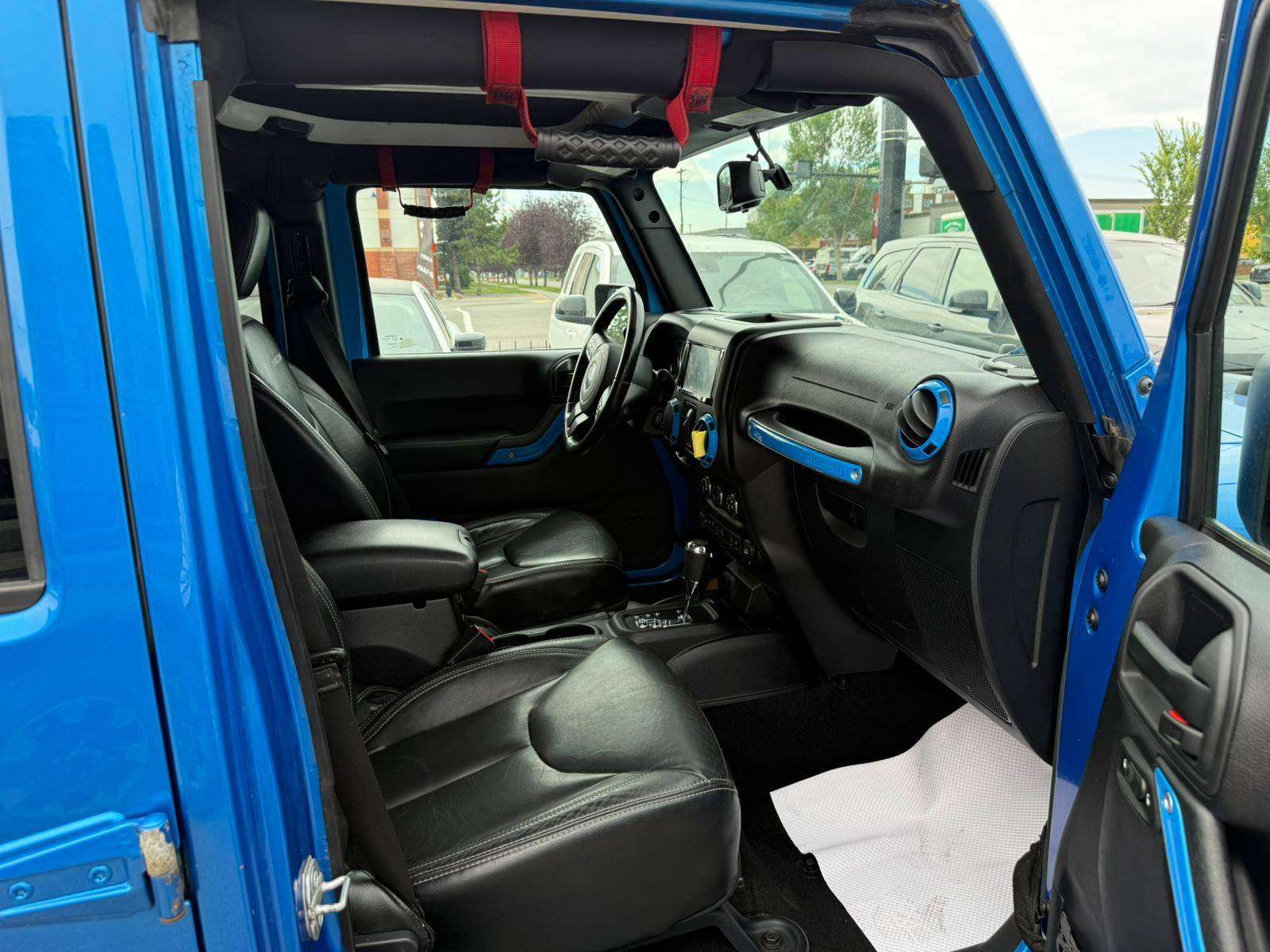 2016 Jeep Wrangler — view 8