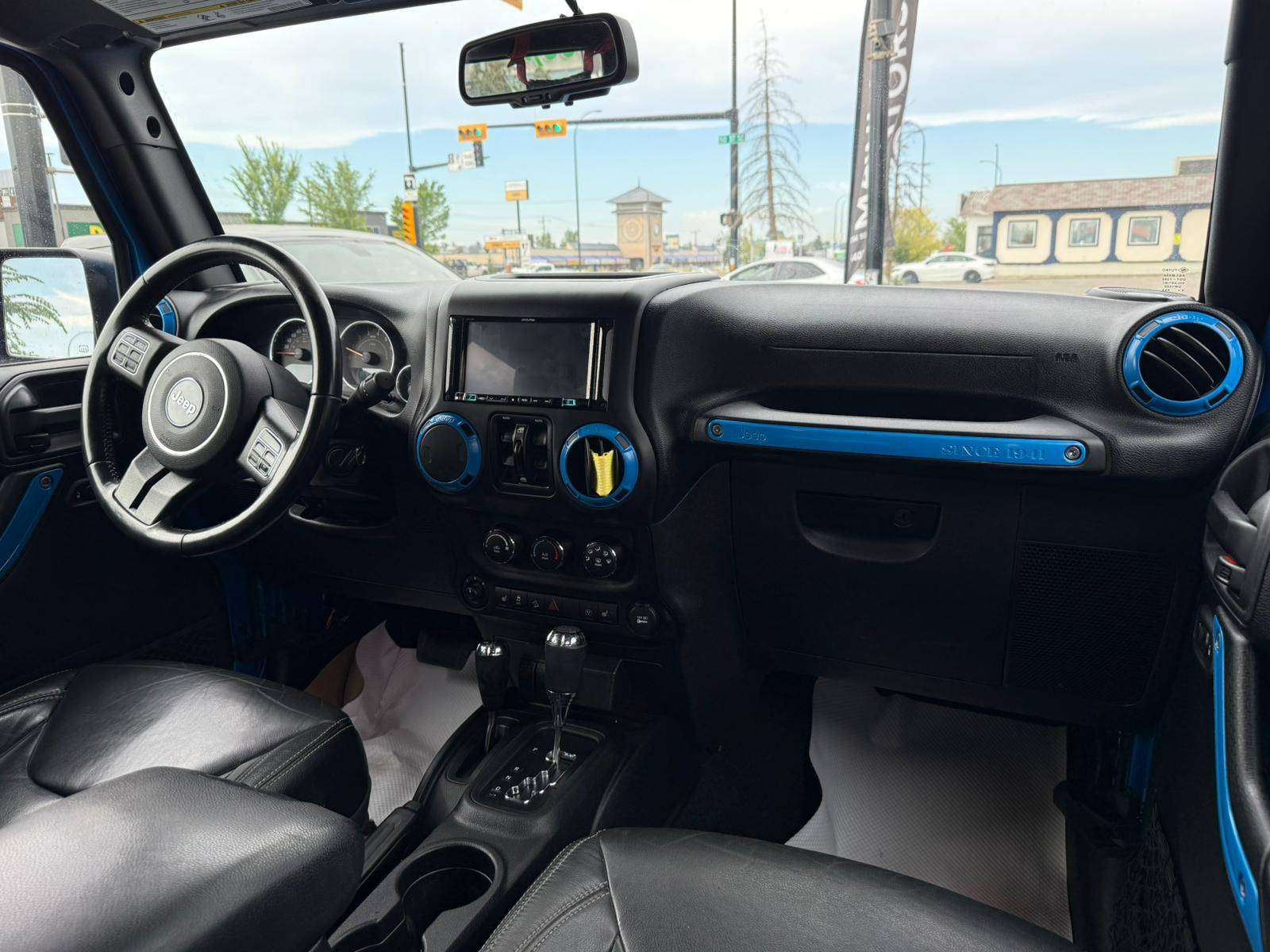 2016 Jeep Wrangler — view 10