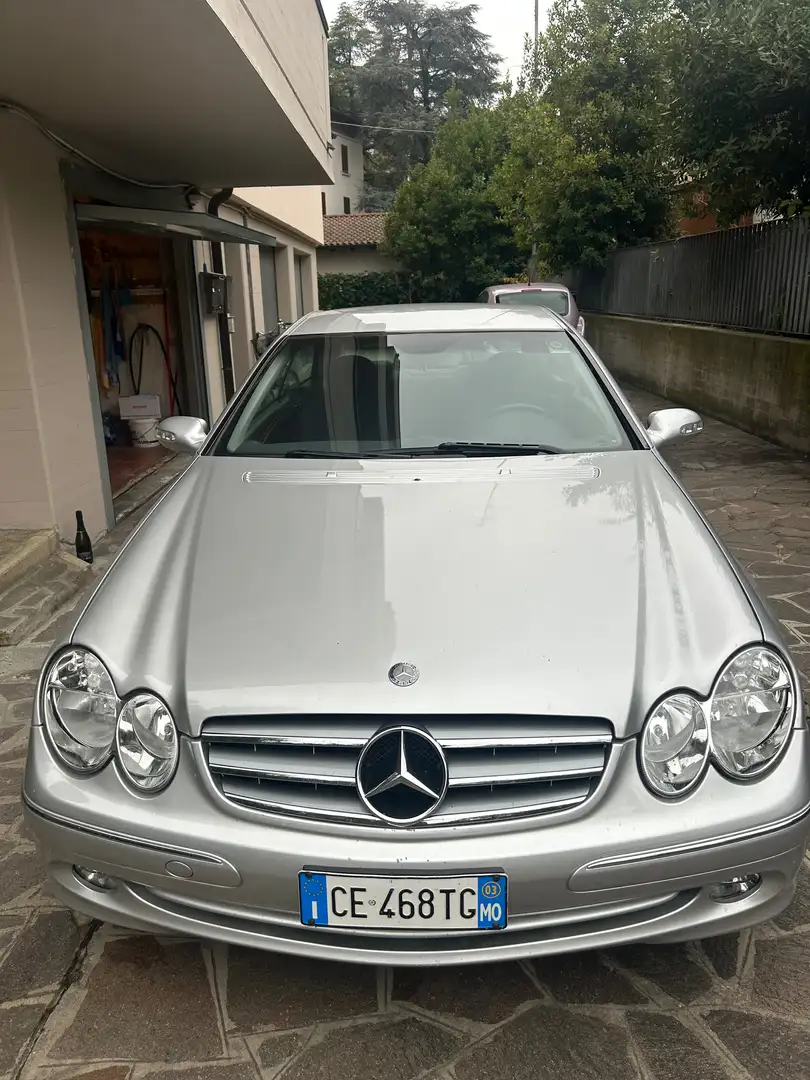 Mercedes-Benz CLK 270 CLK Coupe 270 cdi Elegance Stříbrná - 1