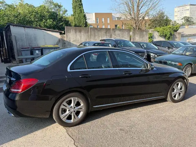 Mercedes-Benz C view 6