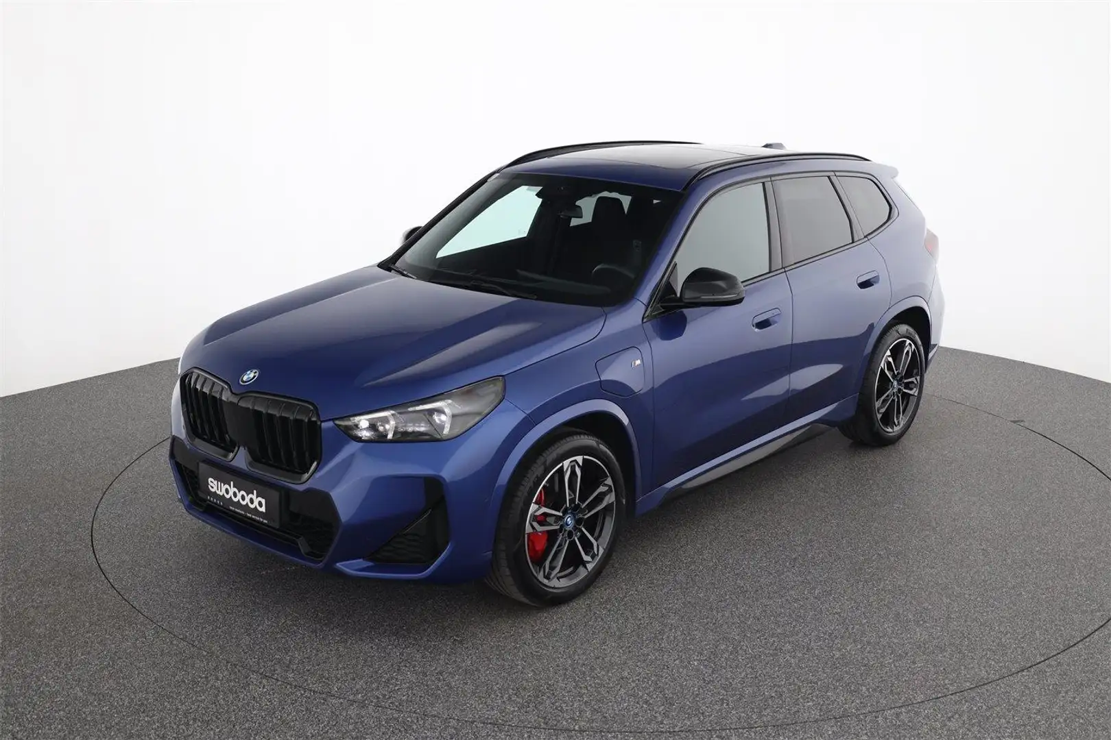 BMW X1 xDrive30e 14,2kWh *M Paket Pro, Premium Paket* Blau - 2