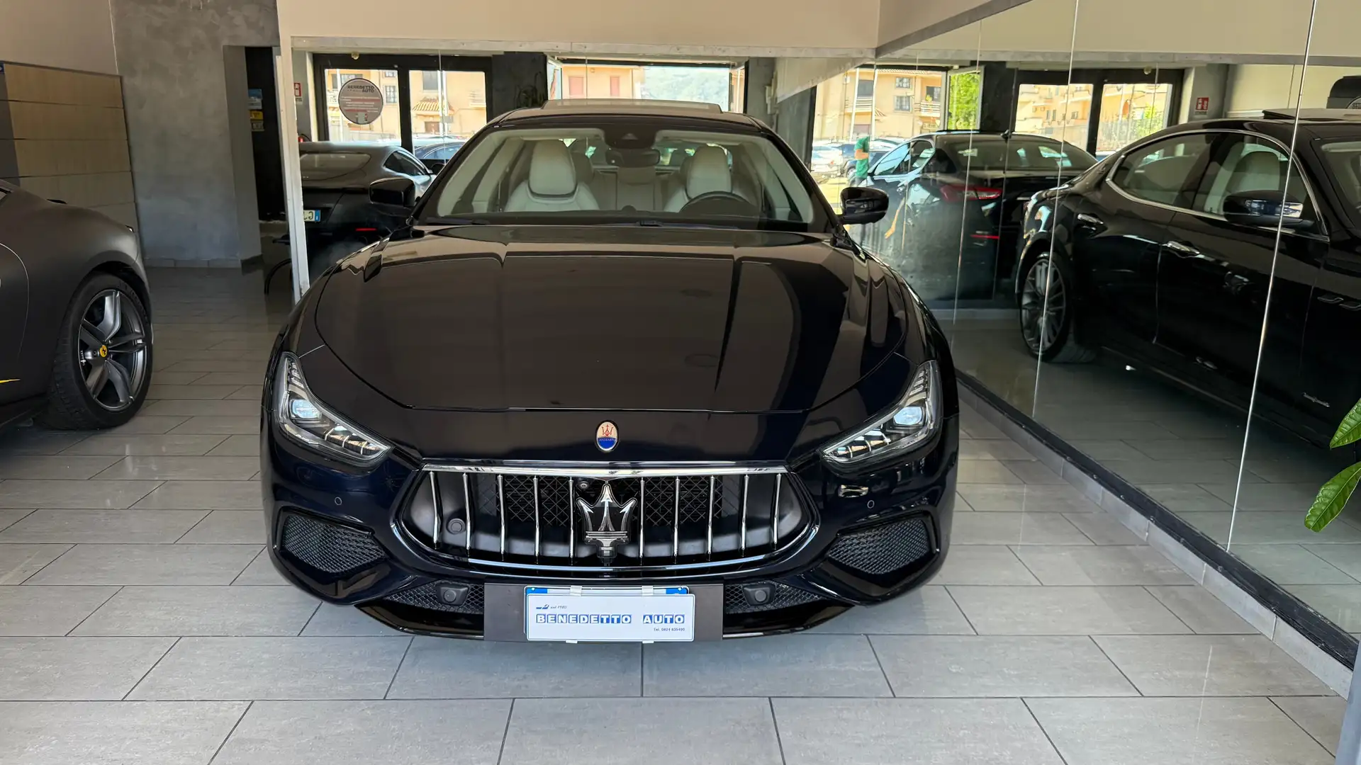 Maserati Ghibli 3.0 V6 Gransport RESTYLING TETTO SEDILIVENTILATI - 1