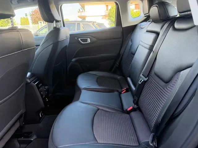 Jeep Compass view 15