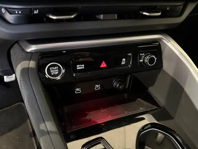 Audi Q5 SUV TFSI quattro 150 kW Ansicht 15