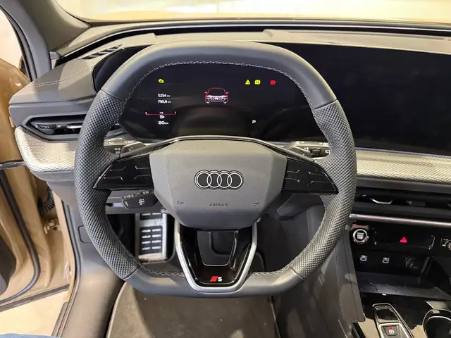 Audi Q5 SUV TFSI quattro 150 kW Ansicht 8