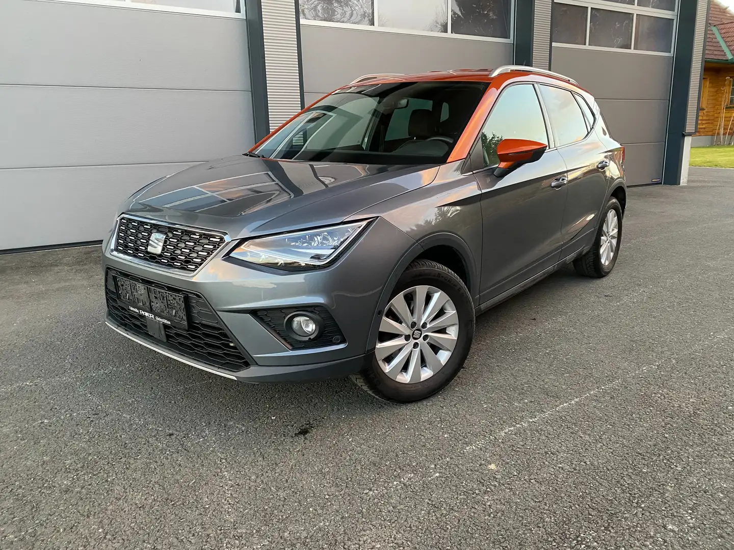 SEAT Arona Xcellence Gris - 1