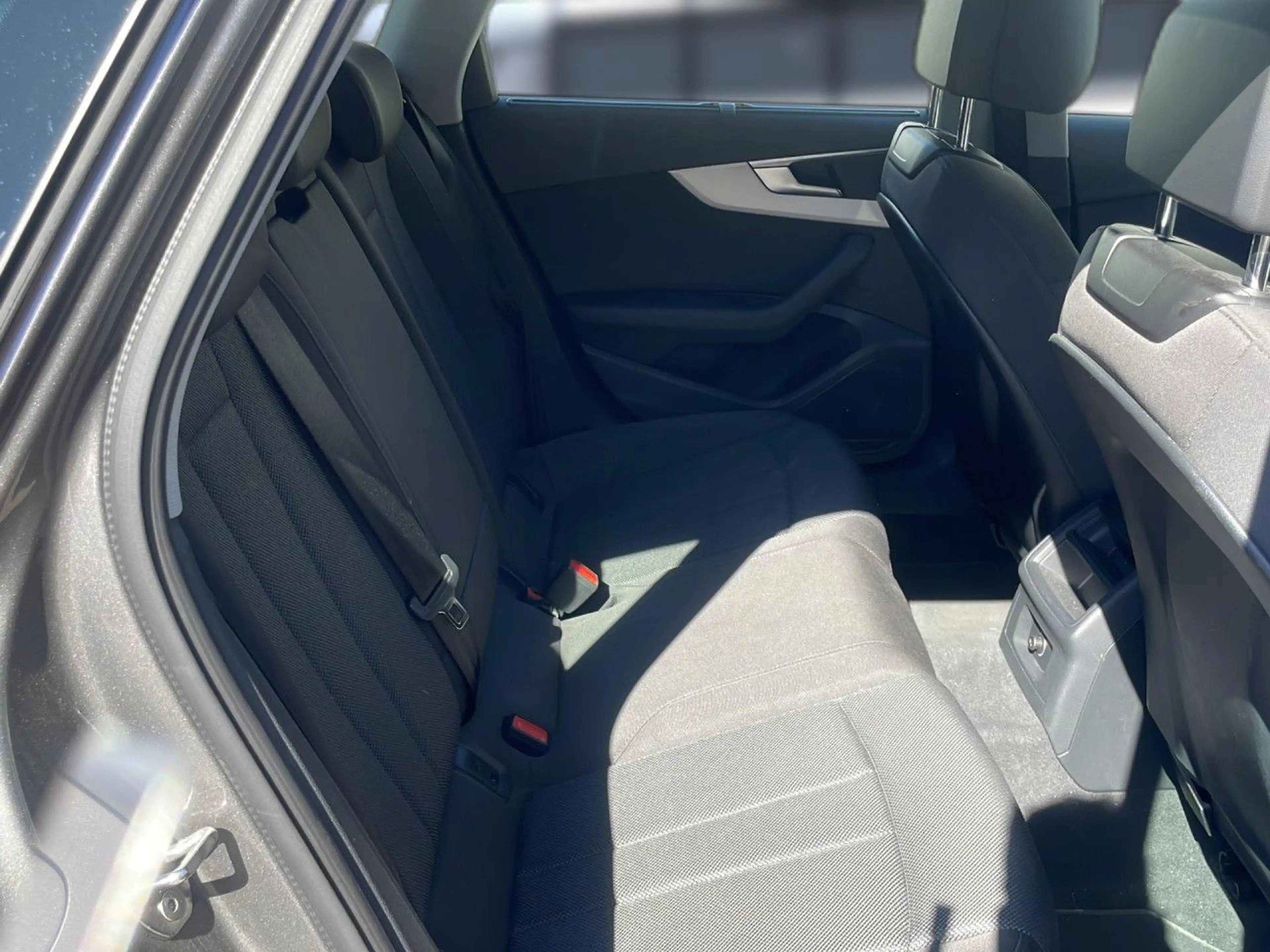 Audi A4 allroad 50 TDI basis Bluetooth Navi LED Klima — photo 12