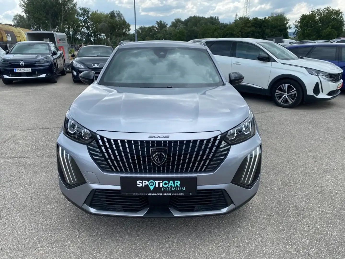 Peugeot 2008 ALL PT 100 Grau - 2